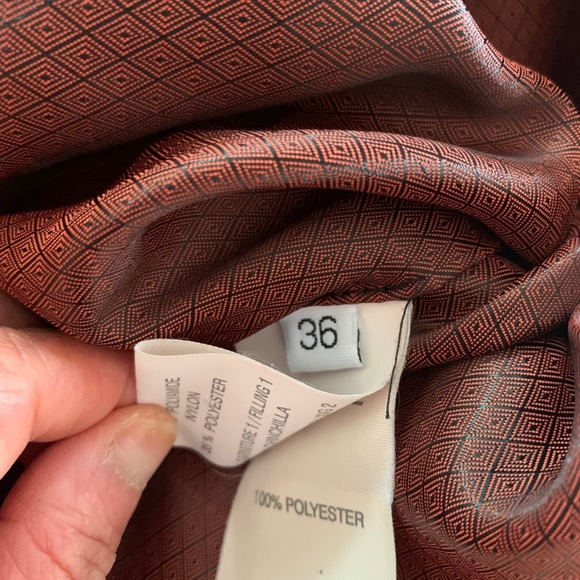 French quilted tunic. Super cute and elegant. - Picture 3 of 8